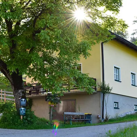 Ferienwohnung Am Sattelhof 아파트