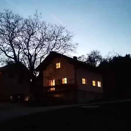 Ferienwohnung Am Sattelhof Apartman *